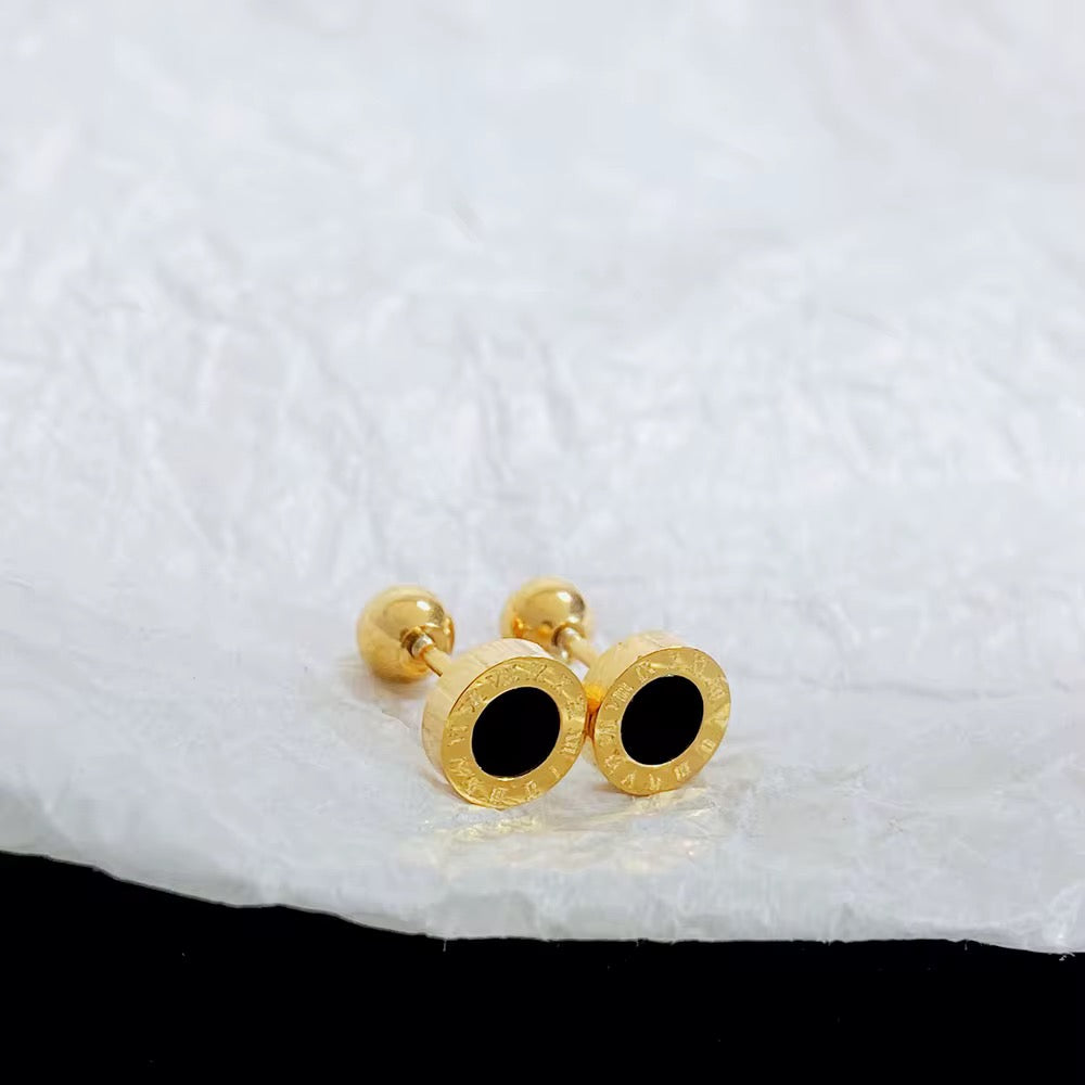Roman round Earring