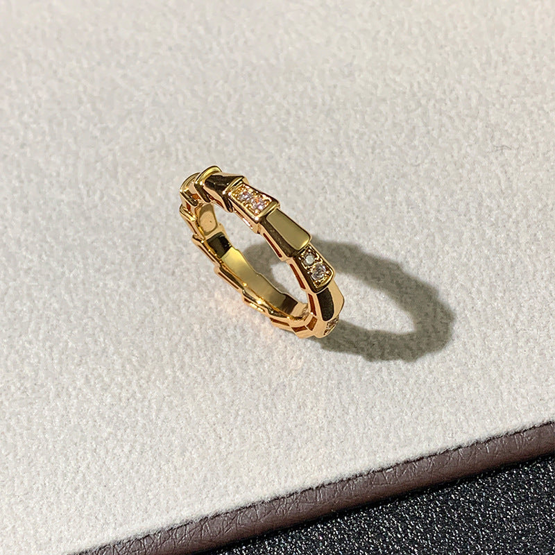 Trendy Rose gold Ring