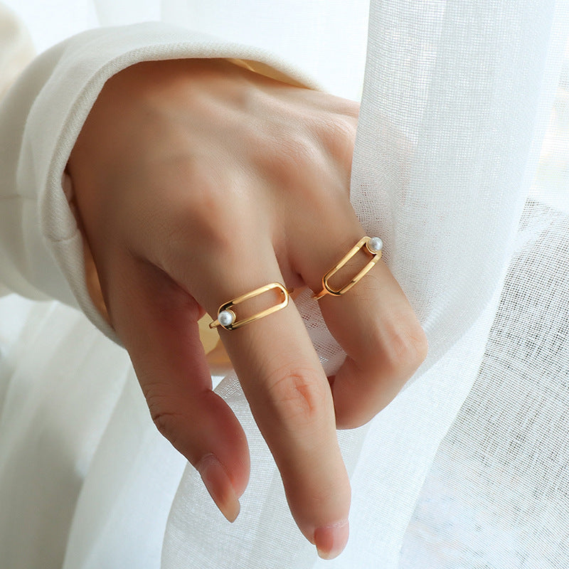 Geometric pearl Ring