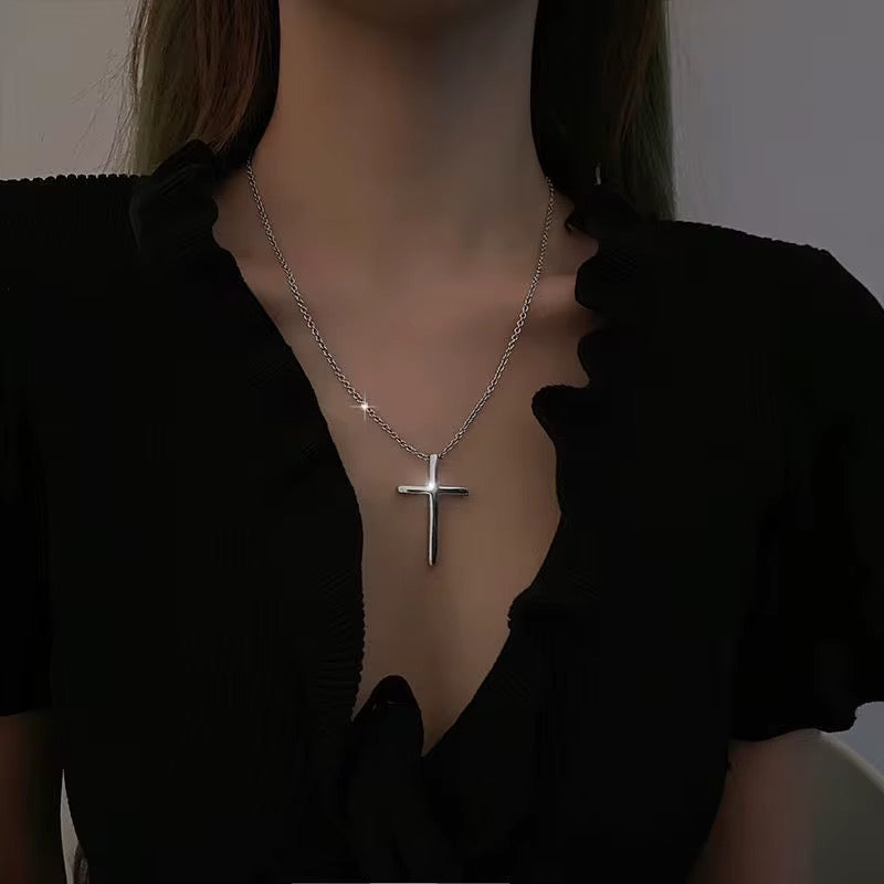 Cross pendant Necklace