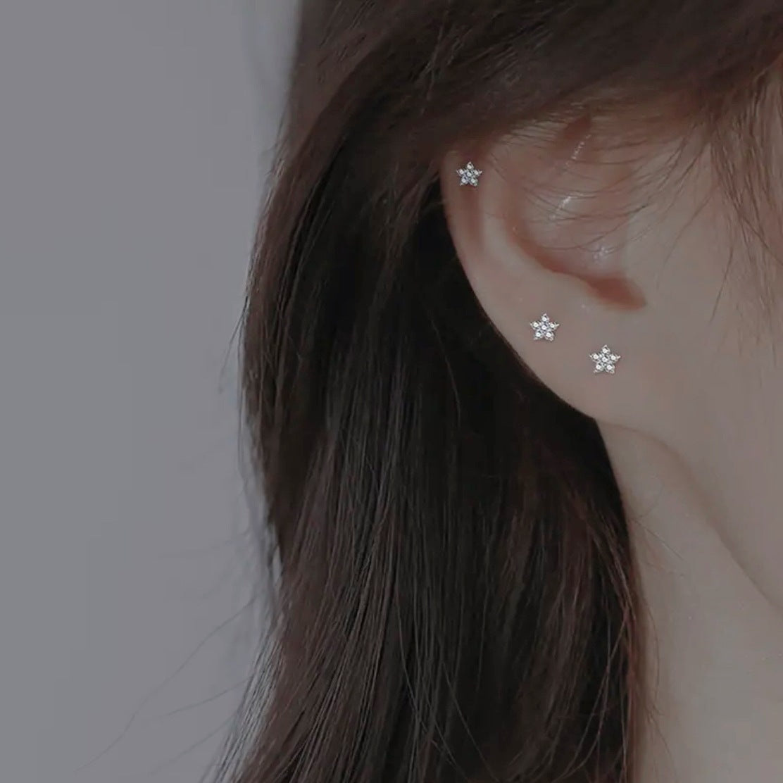 Tiny stud Earring