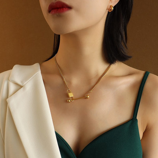 European choker Set
