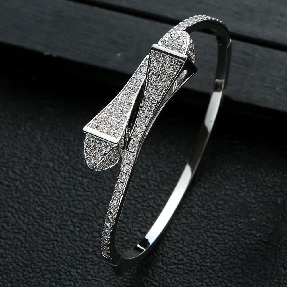 Luxury cuff Bracelet