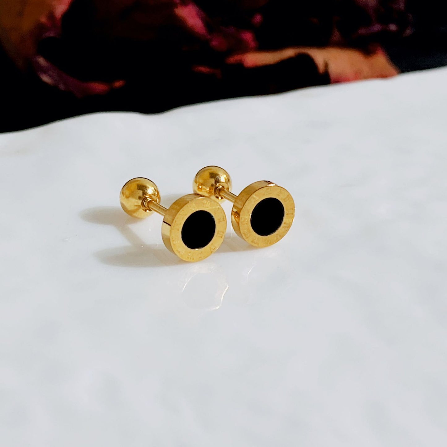 Roman round Earring