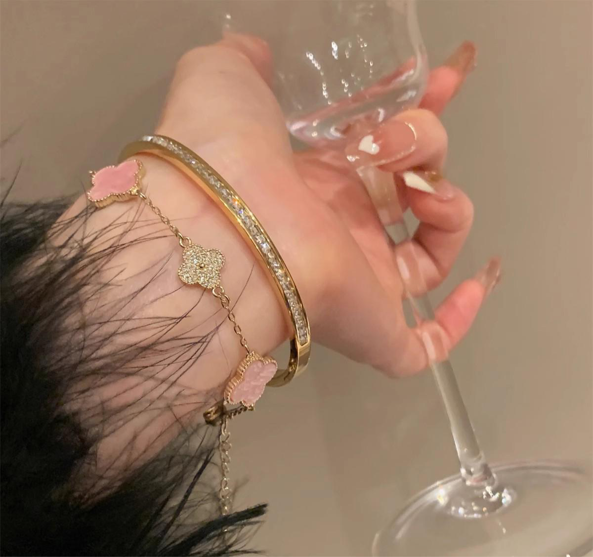 Elegant Bracelet set