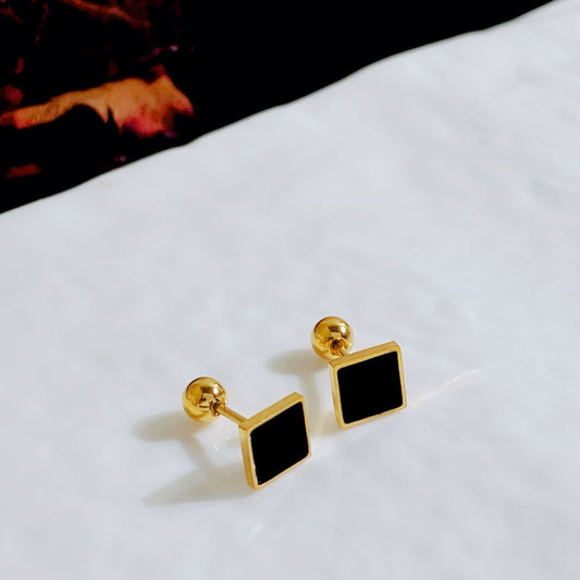 Square gold Earrings