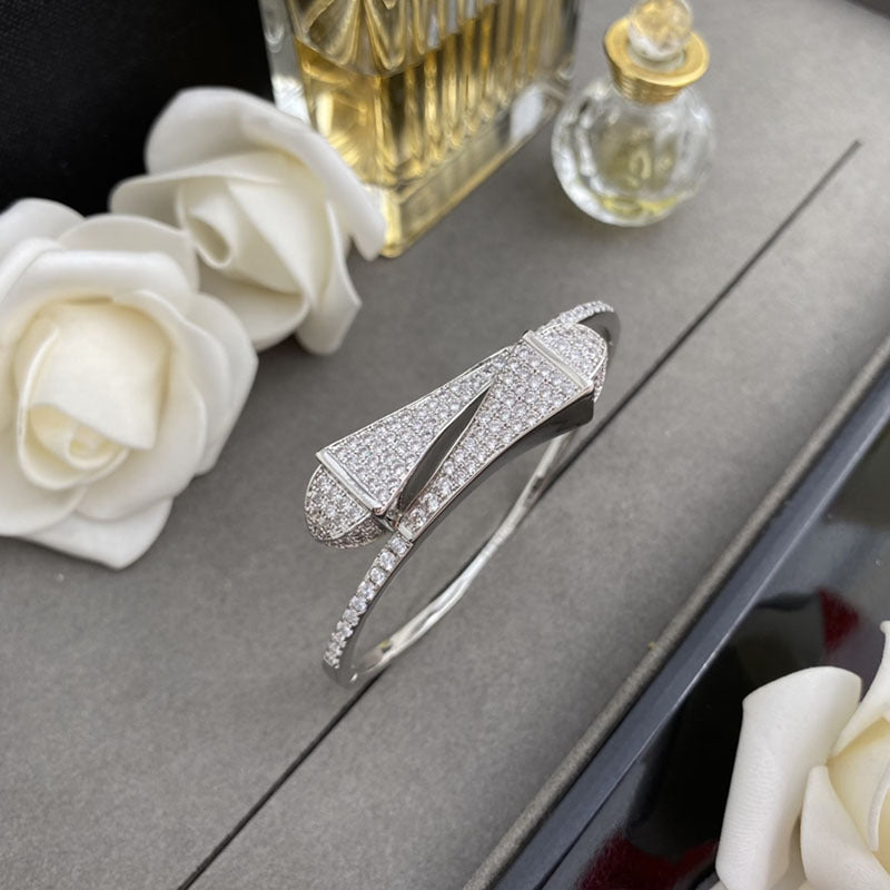 Luxury cuff Bracelet